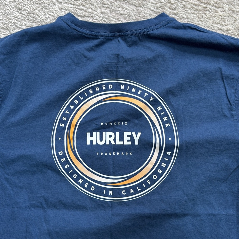 *NEW* W/O Tags HURLEY Men's Steel Blue Graphic Tee - Size L